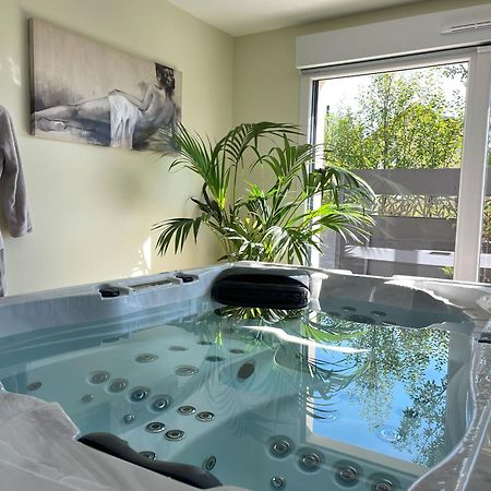 La Valentine Love Room Gites Des 3 Lavoirs Bourogne Экстерьер фото